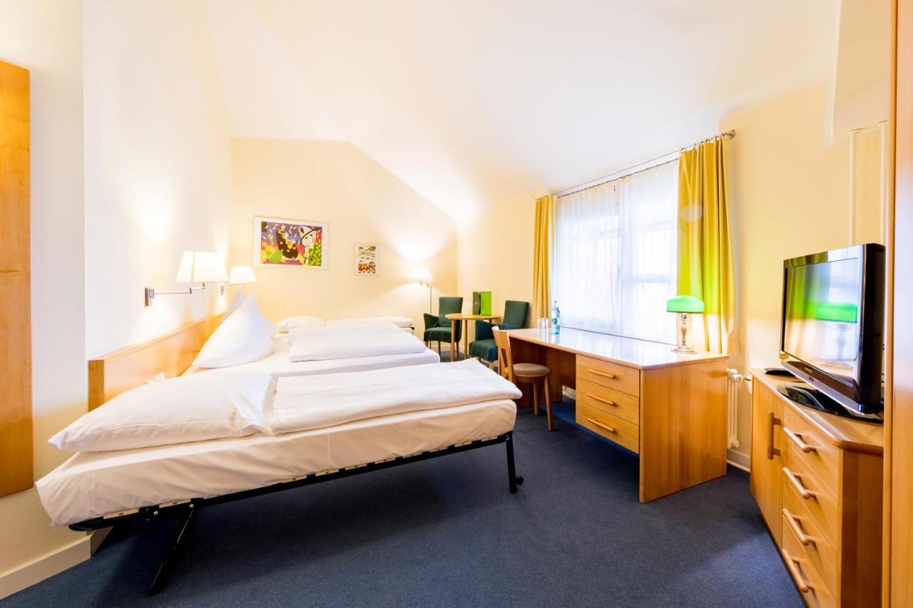 Hotel Eyba Mit 3*